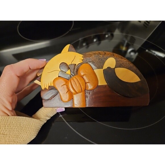 Carver Dan Wooden Sleeping Cat Puzzle Box Trinket Jewelry Box Hidden Compartment - Picture 6 of 7